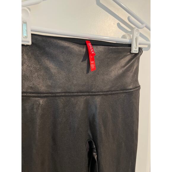 SPANX faux leather high waisted moto leggings size small - Picture 2 of 6